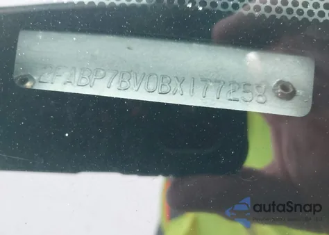 2011 Ford Crown Victoria Police Interceptor z USA, uszkodzony, nr VIN 2FABP7BV0BX177258